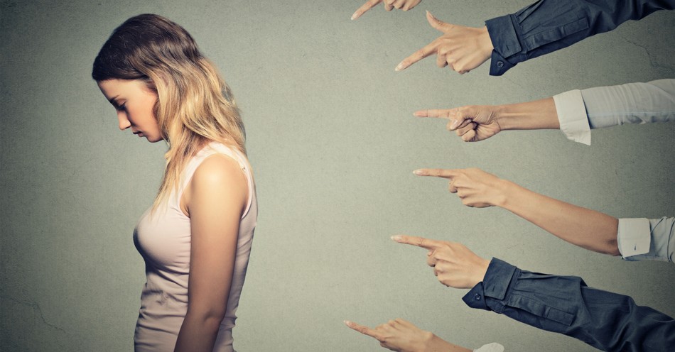 Is it Wrong to Judge Others? What Does the Bible Actually Say?