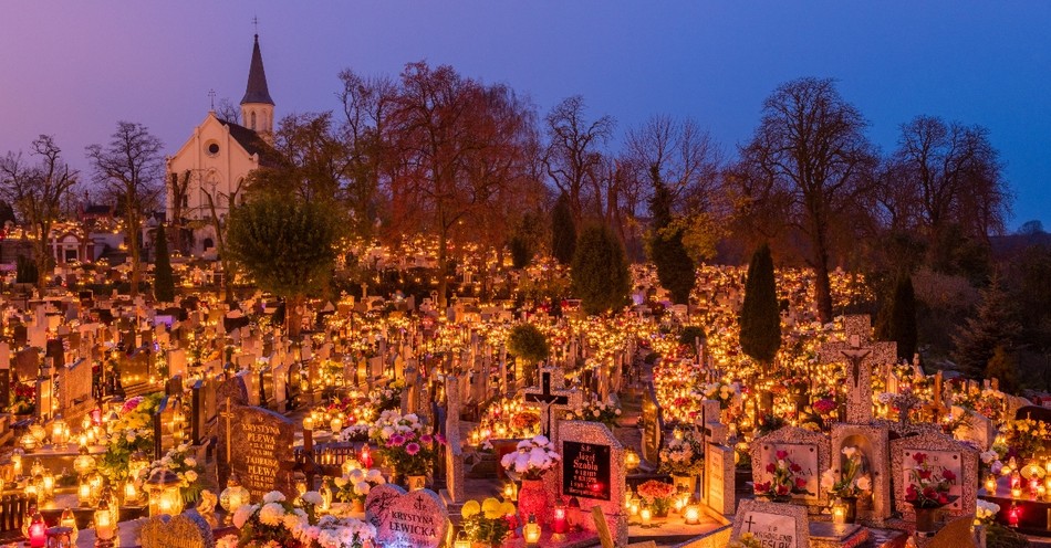 All Souls' Day: Christian Origin, Traditions and Prayer
