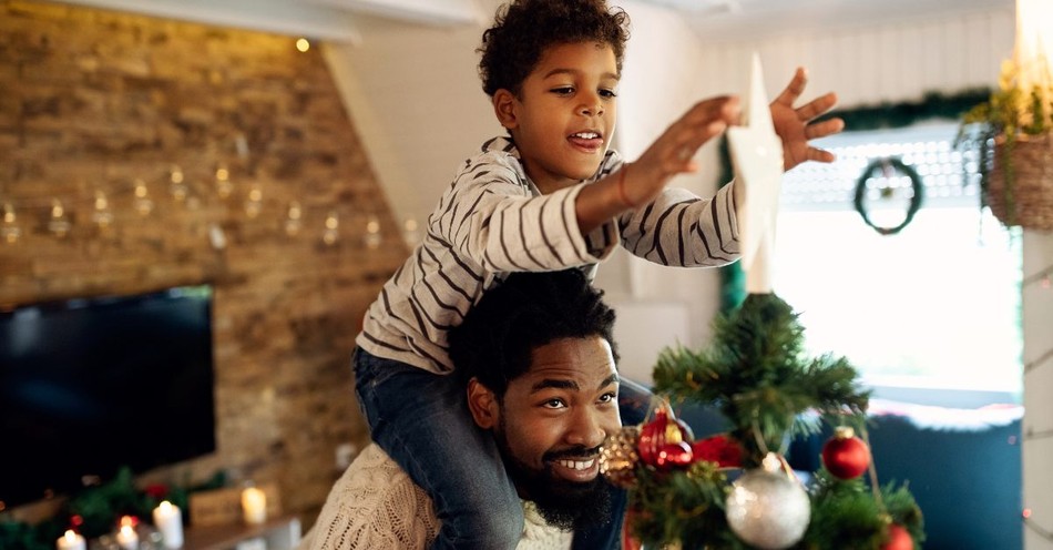 What Is the Origin and Meaning of the Christmas Tree?