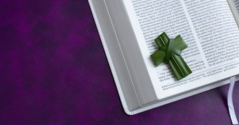 What Is a Palm Cross and When Are They Used?